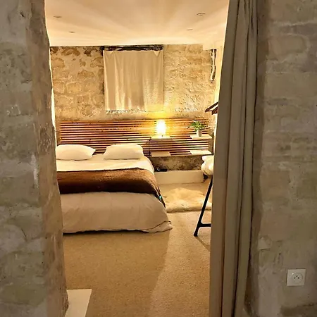 Cozy Centre *